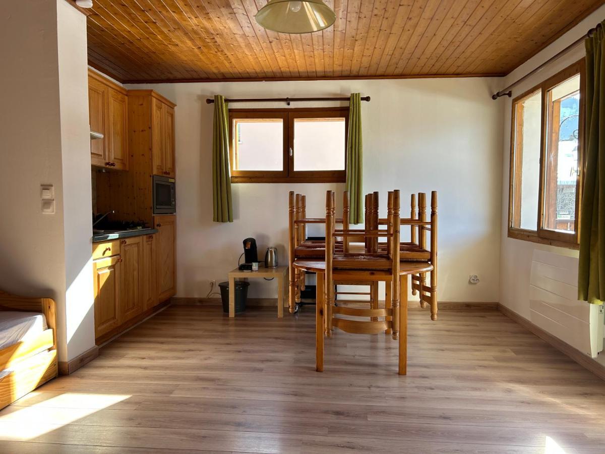 Appartement Edelweiss Chatel Luaran gambar